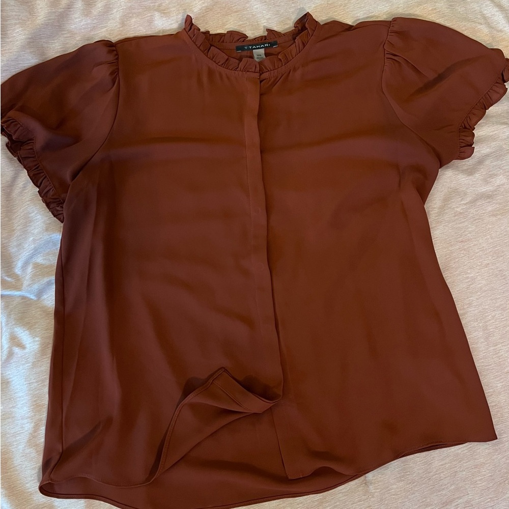 Maroon buttondown blouse